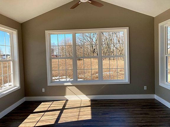 5th image of 9133 Cottage Trl