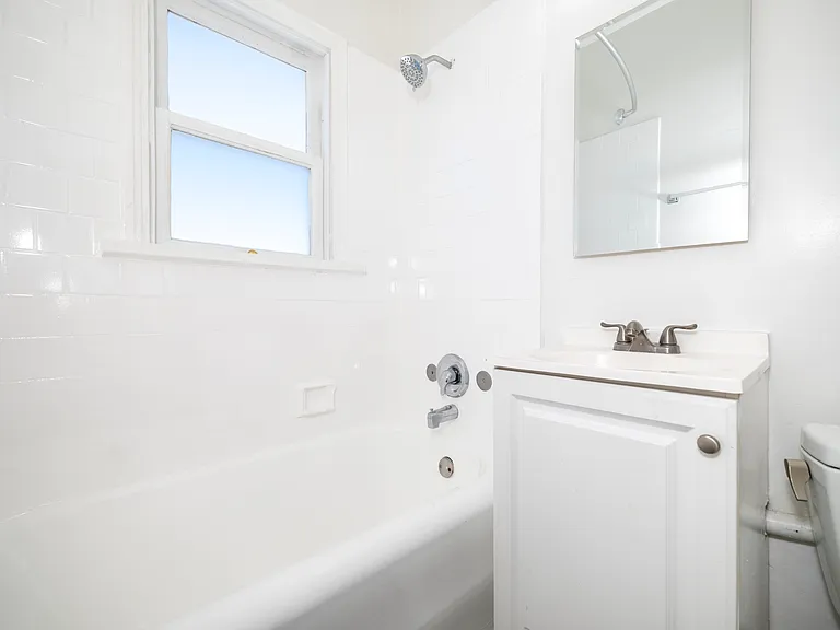 Carlton Lofts — Photo 3