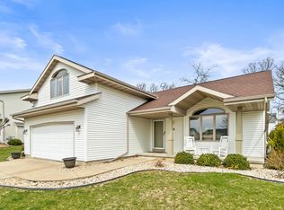7338 Blue Maple Trl, Madison, WI 53719