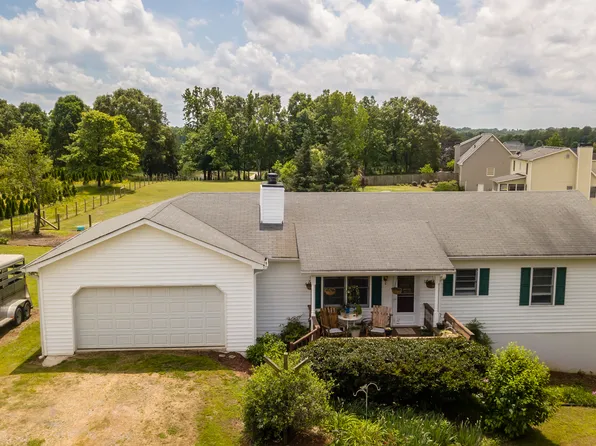 6970 Jot Em Down Rd, Gainesville, GA 30506