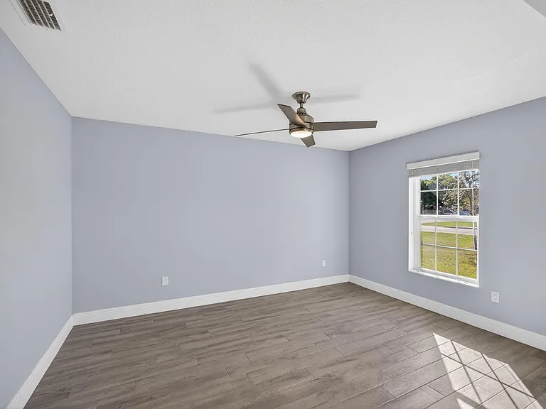 2501 SE Mariposa Ave — Photo 7