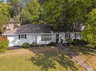 6833 Stearns St, Shawnee, KS 66203