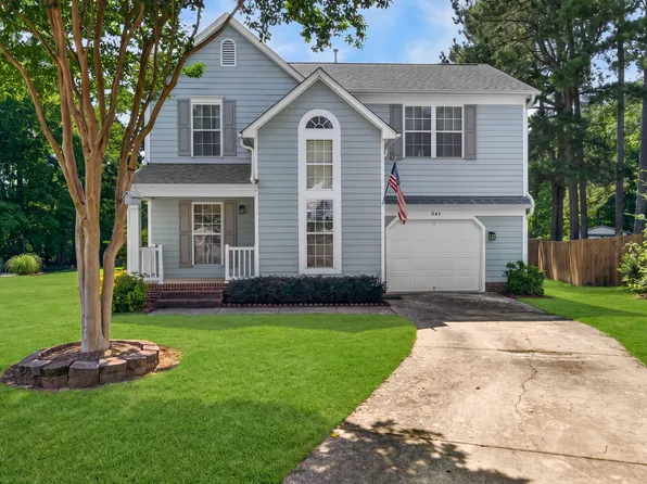 341 Stone Hedge Ct, Holly Springs, NC 27540