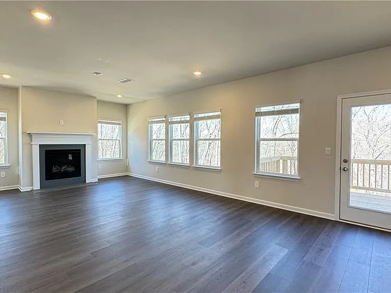 228 Water Oak Way — Photo 12
