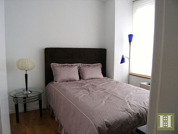 4th image of 635 W 42nd St #5J