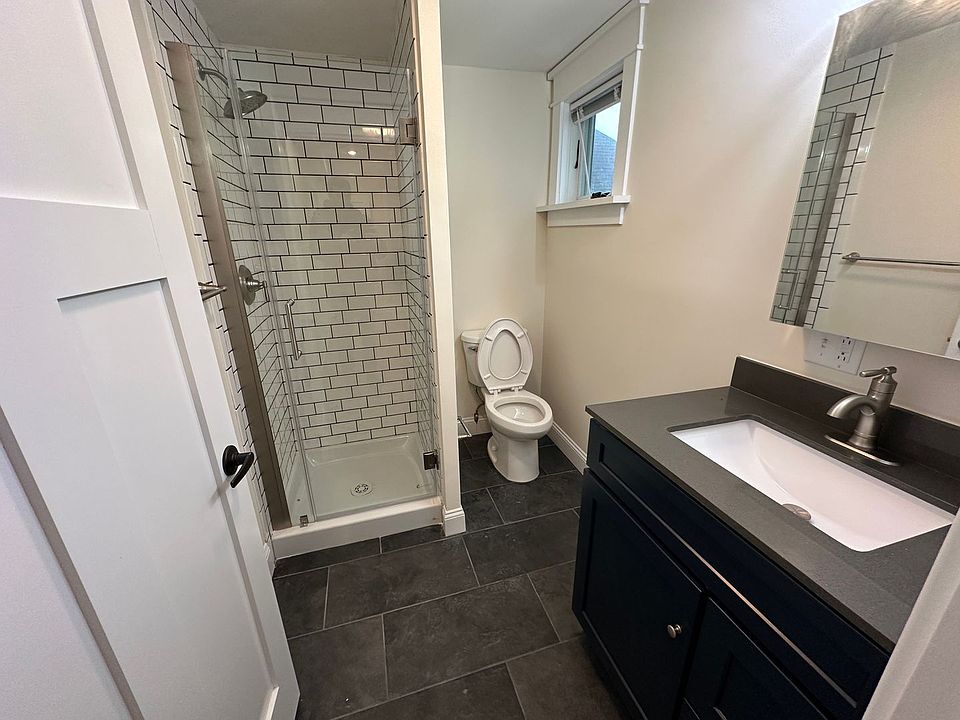 2nd image of 118 Hudson St #D0bf5703d