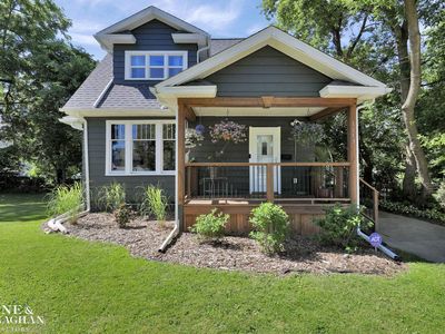 1113 W Michigan Ave, Lansing, MI, 48915