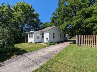 2941 9th St, Rockford, IL 61109