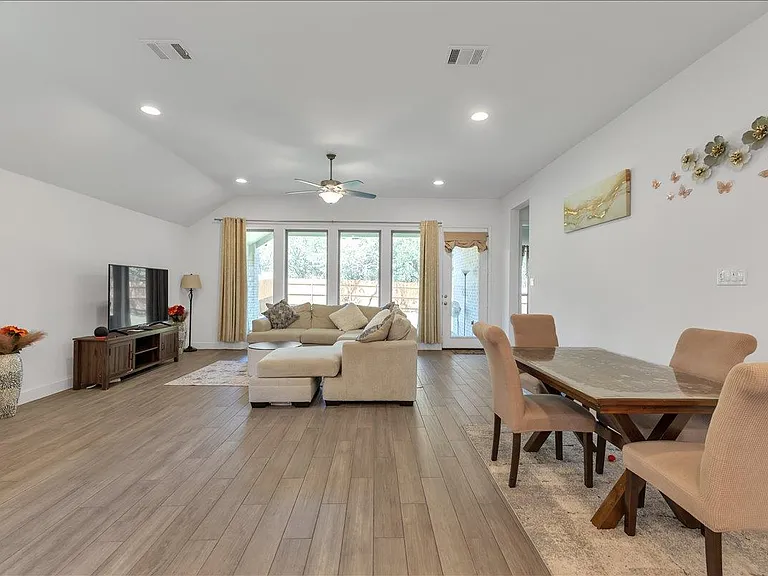 5844 Sean Paul Ln — Photo 22