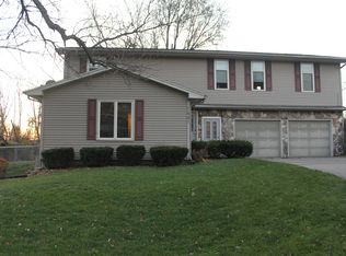1441 Valley View Dr APT A, Coralville, IA 52241