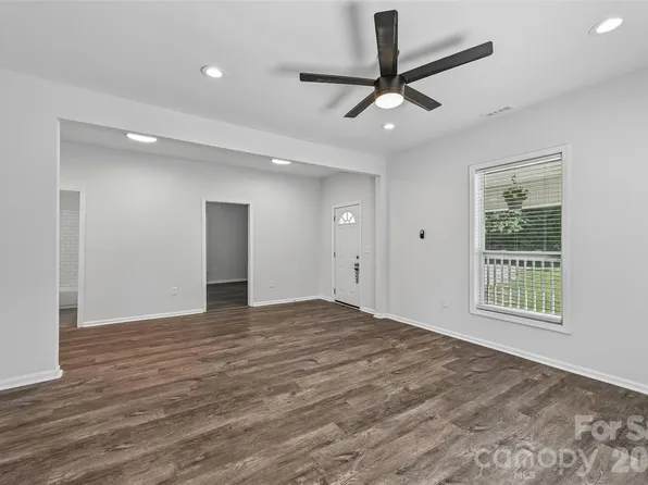 2509 Gardner St, Gastonia, NC 28056