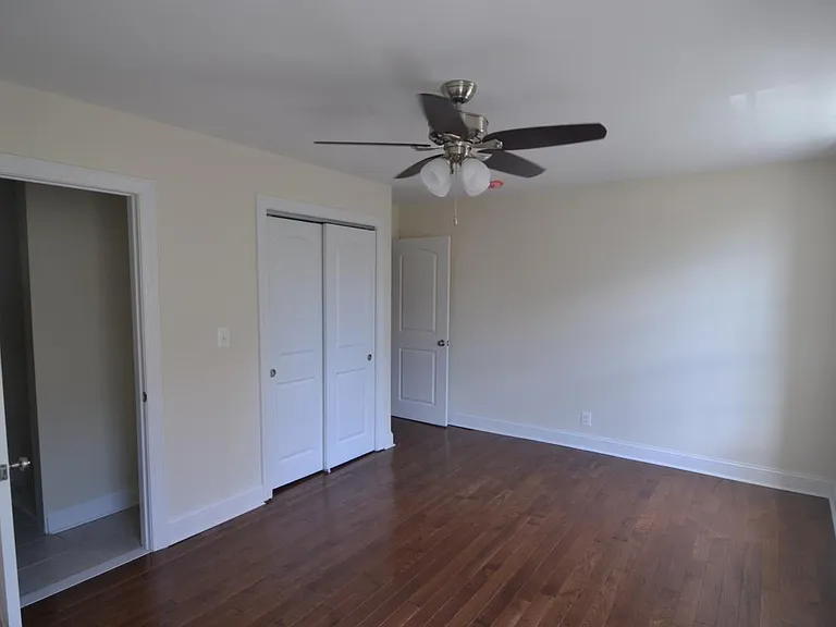 416 S 15th St #3F — Photo 5