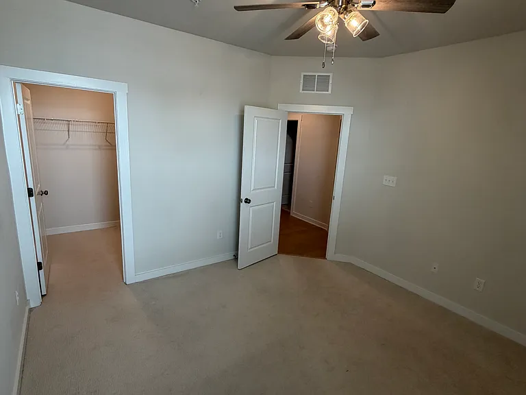 3436 Carlton St #7B — Photo 37