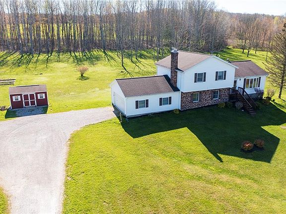 2nd image of 13131 Fox Hollow Dr