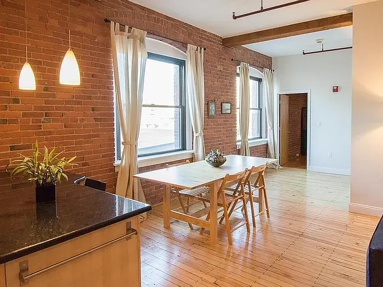 244 Brighton Ave #206 — Photo 2
