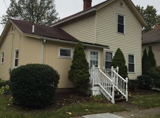 334 E Central Ave, Ravenna, OH 44266