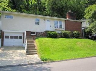 717 Gordon Dr, South Charleston, WV 25303