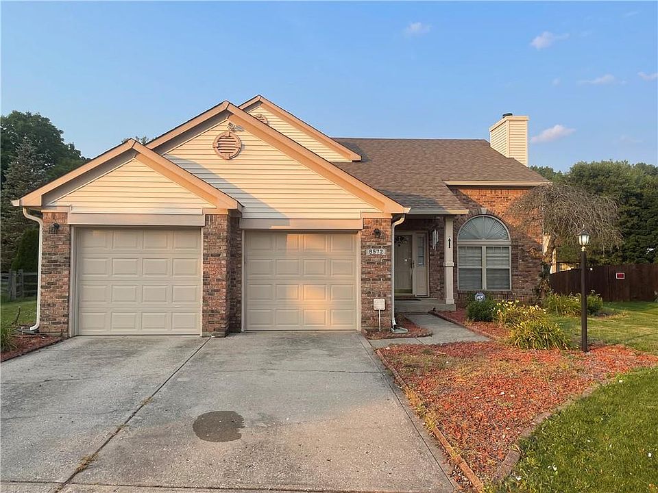 1st image of 8572 Sunningdale Blvd