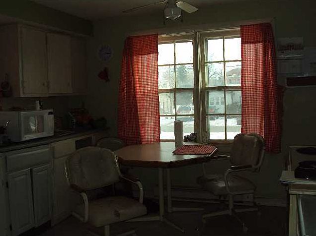 2nd image of 1024 State Route 571 W
