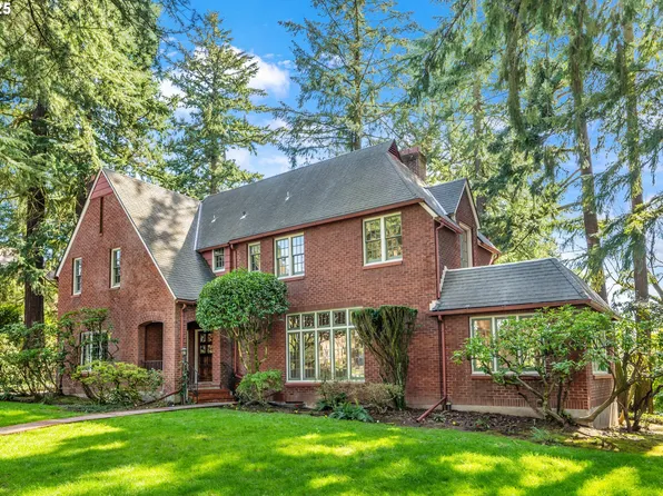 3028 SE Crystal Springs Blvd, Portland, OR 97202
