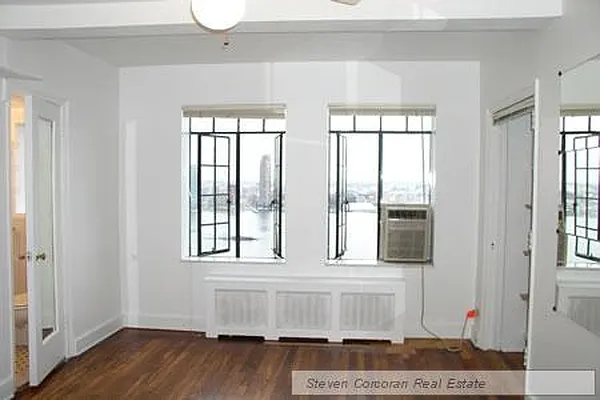 Rented by Steven Corcoran Real Estate | media 11