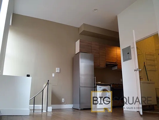 Rented by Big Square Realty LLC | media 31