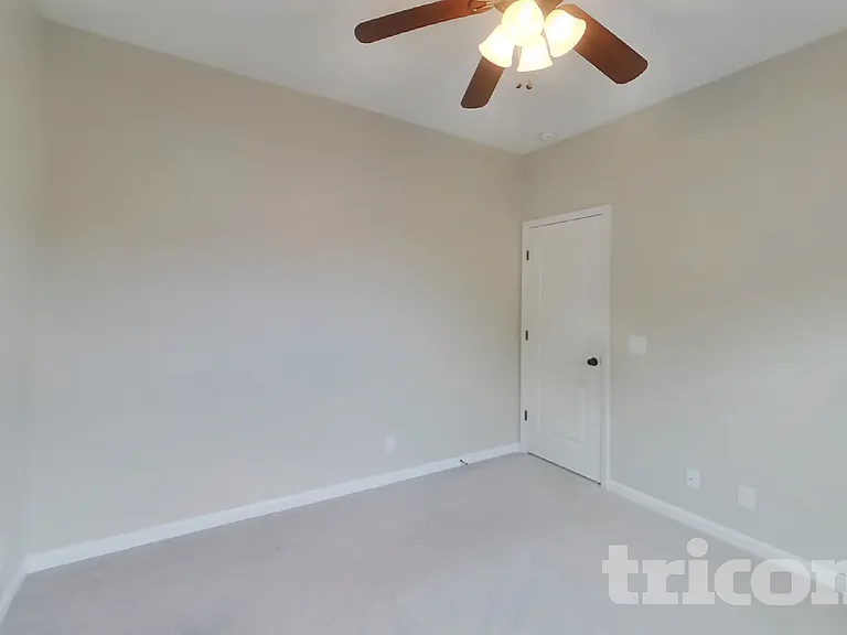 110 Cottage Trce — Photo 12