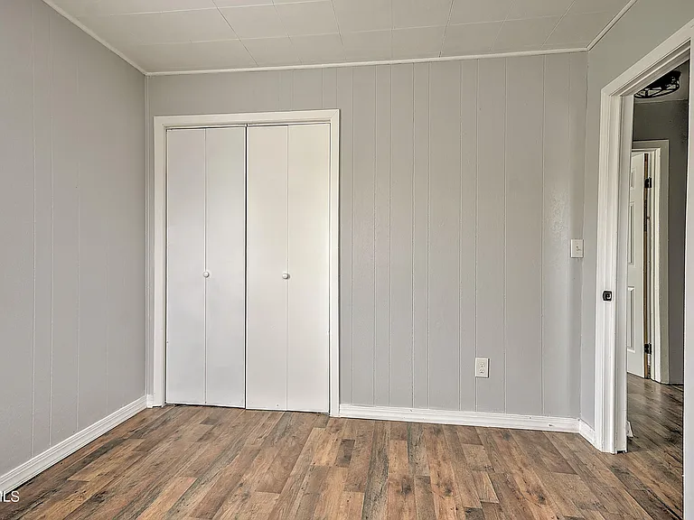 463 Manville Rd — Photo 19