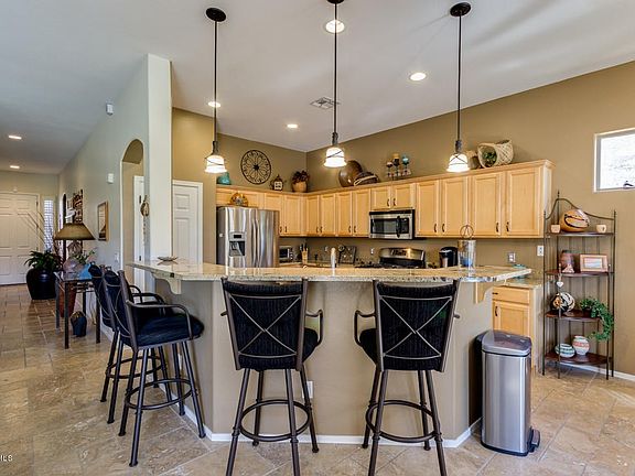 PERFECT KITCHEN FOR ENTERTAINING