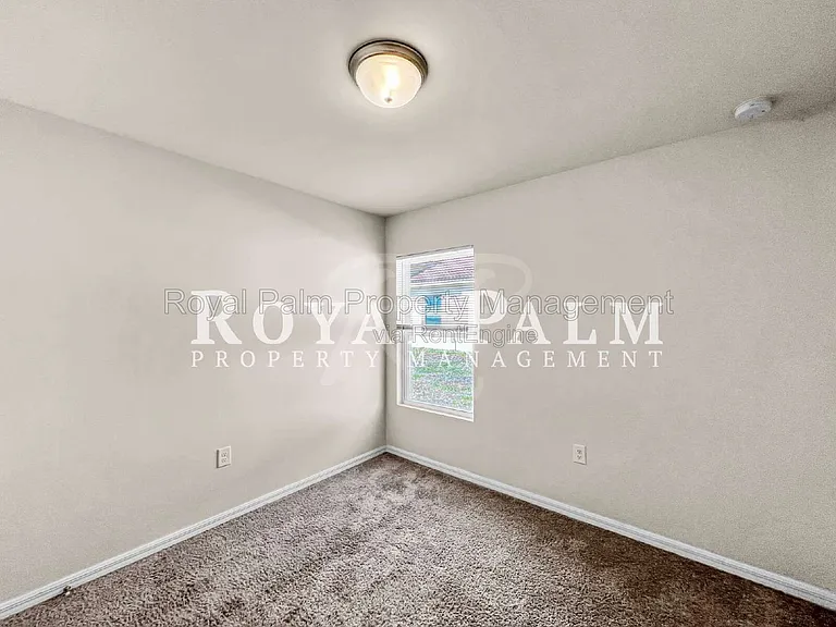 18321 Gibraltar Ln — Photo 13