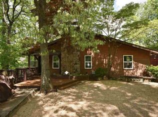 509 Jefferson Rd, Gatlinburg, TN 37738