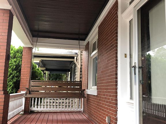 3rd image of 79 N Harrison Ave