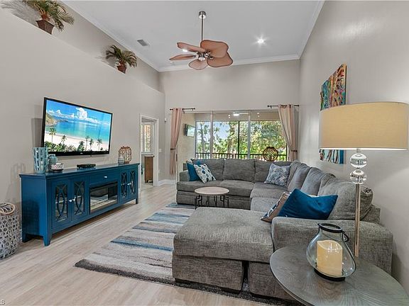 4th image of 12070 Matera LN #201