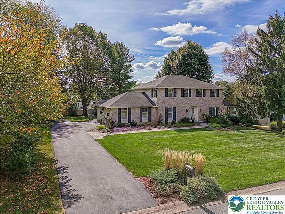 3rd image of 3176 Margate Rd