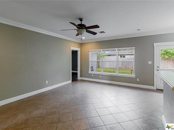 4th image of 3005 Zachary Ln