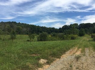 Sparrow Rd, Senecaville, OH 43780