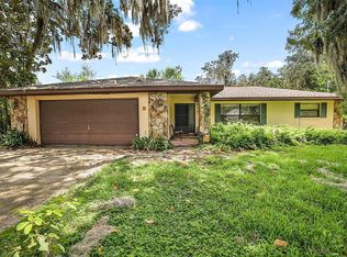 9 Orange Blossom Trl, Yalaha, FL 34797
