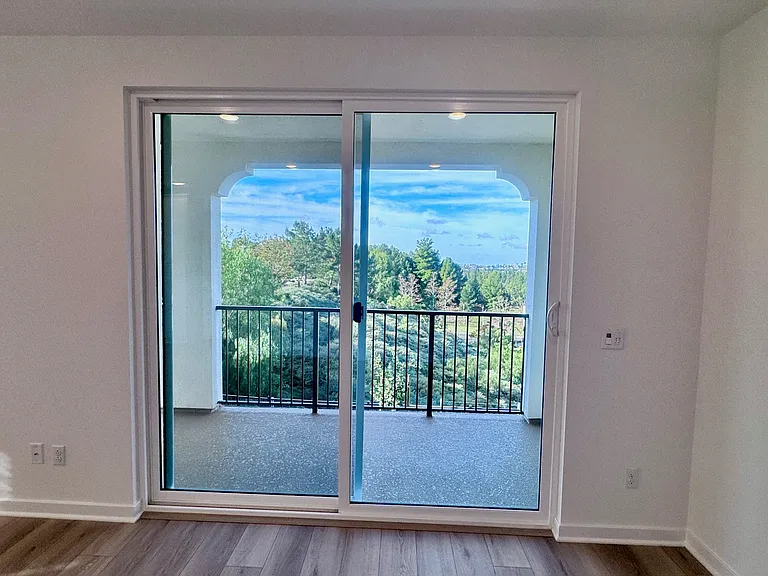 401 Besalu Ter — Photo 11