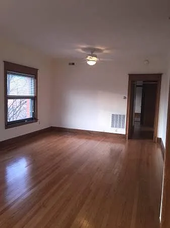 858 W Oakdale Ave — Photo 6