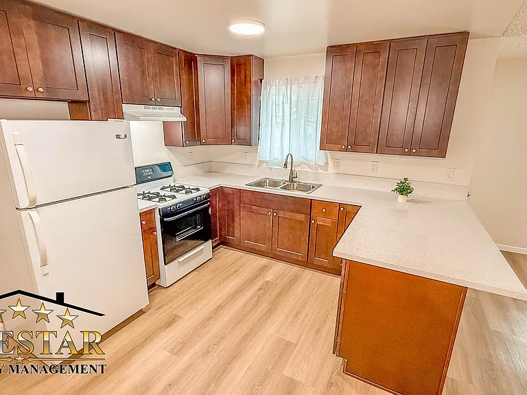 3815 Mitchell Ave #A — Photo 8