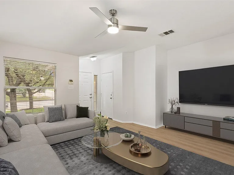 437 Sweet Leaf Ln — Photo 3