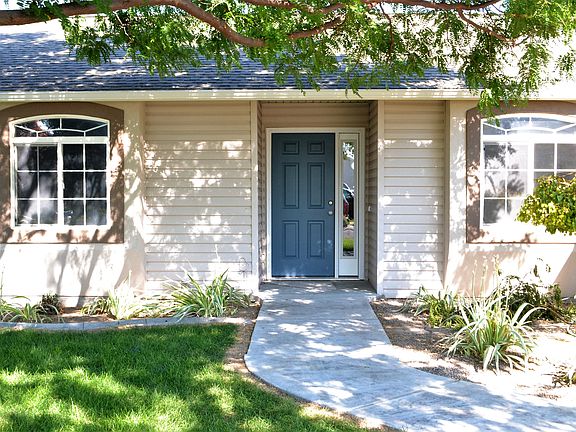 2nd image of 1352 Northern Pine Dr