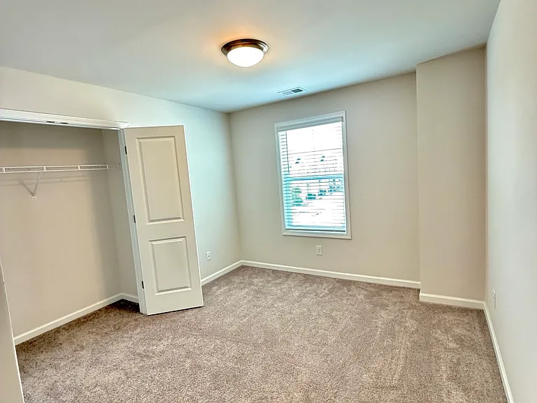 111 Norse Creek Dr — Photo 17
