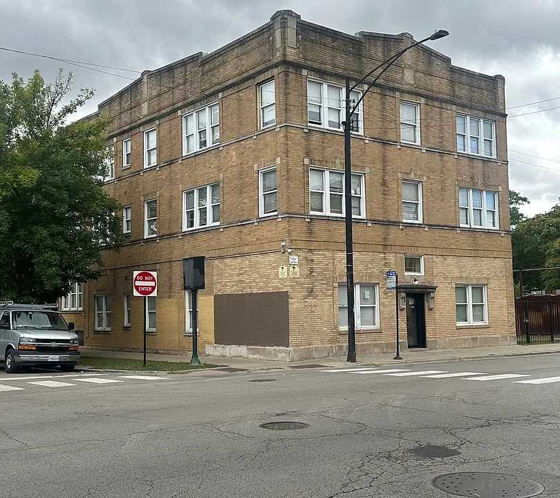 3901 W Division St #1150