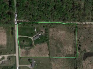 N3586 Willow Rd, Pulaski, WI 54162