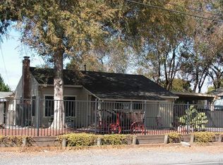 915 Link Ln, Santa Rosa, CA 95401