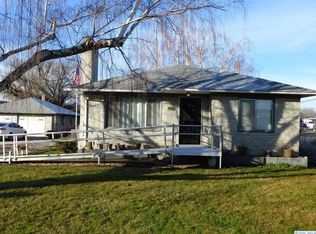 1902 Riverside Rd, Yakima, WA 98901