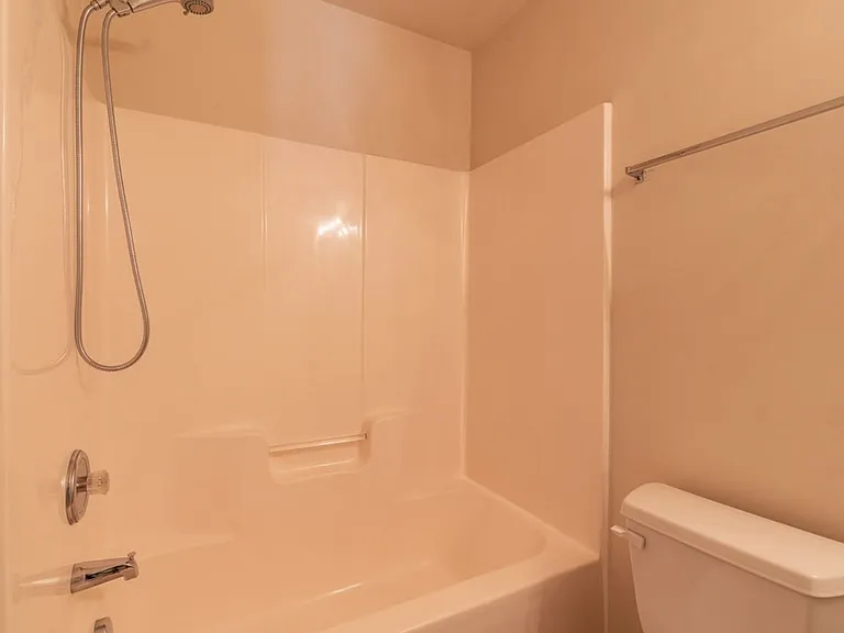5146 Twelvepole Dr — Photo 11