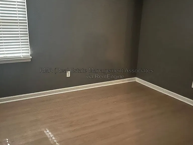 121 Hillpine Trl #A — Photo 3