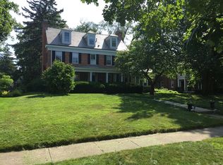 2088 Tremont Rd, Upper Arlington, OH 43221